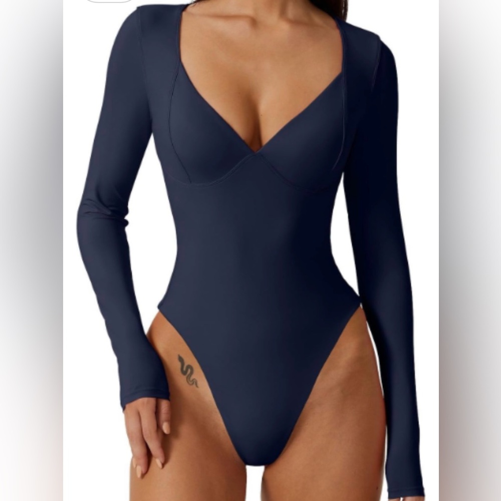 Women's Long Sleeve Bodysuit V Neck